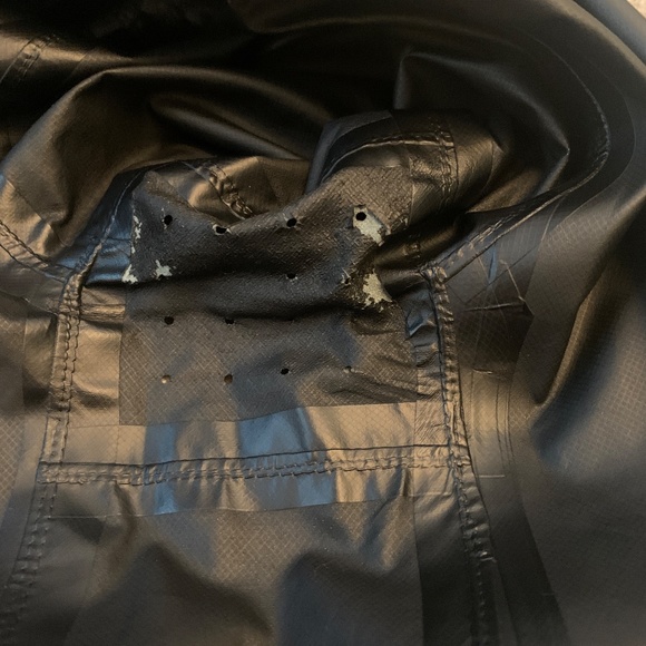Chrome Industries Storm Signal women's bike jacket - Picture 8 of 9